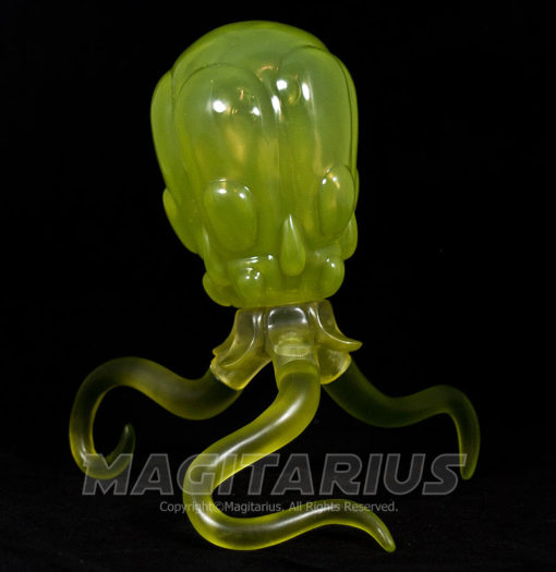 Green Oreion Vinyl Figure Pose 2 - Magitarius.com