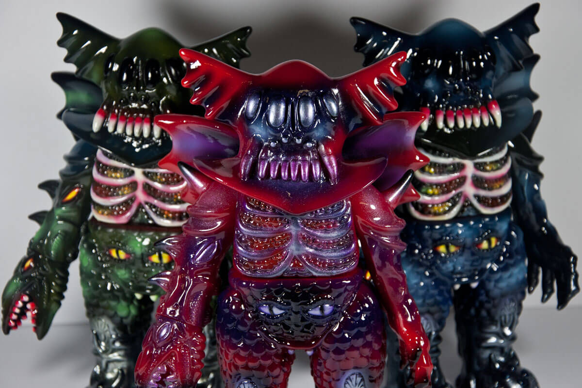 Mini Zombie Horde, 4 custom paint jobs on smaller magnetic resin zombie figures